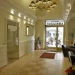 Koenigshof Hotel