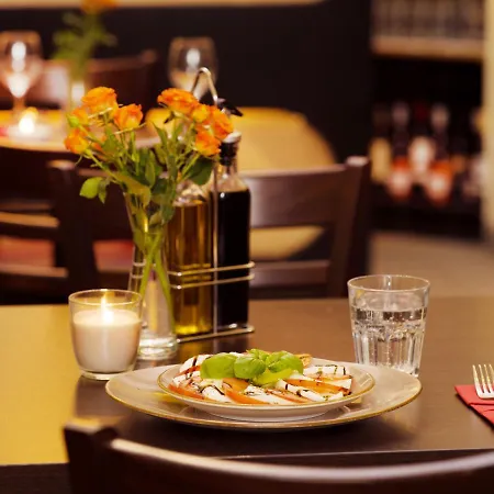 Königshof Hotel 3*