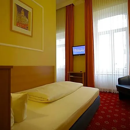 Koenigshof Hotel 3*