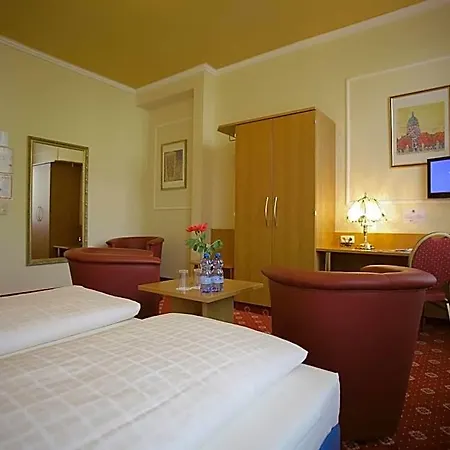 Koenigshof Hotel 3*