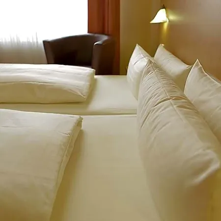 Koenigshof Hotel 3*