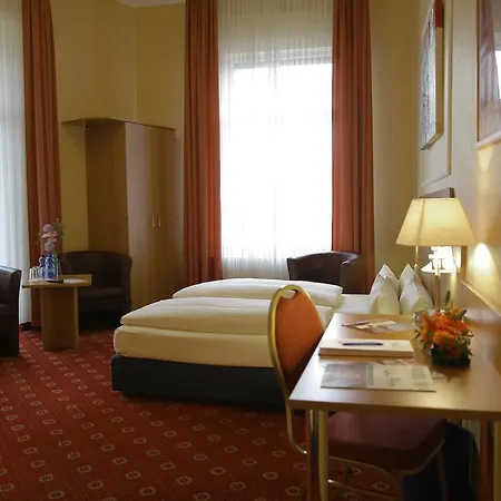 Koenigshof Hotel 3*